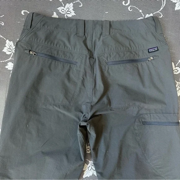 Patagonia Quandary Grey  Hiking Pant Sz 4 - Picture 7 of 13
